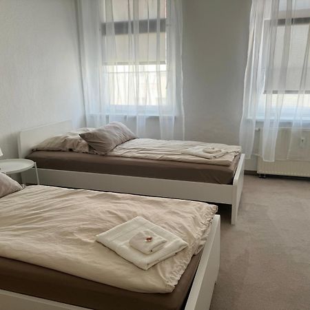 Ferienwohnung In Zwickau Esterno foto
