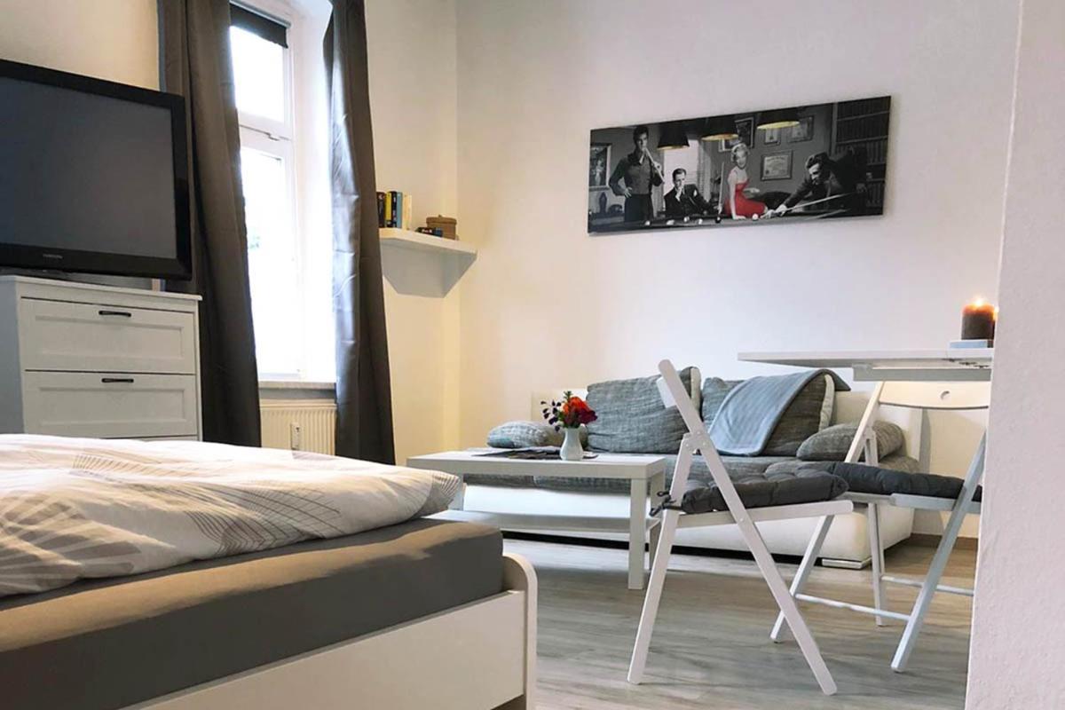 Ferienwohnung In Zwickau Esterno foto